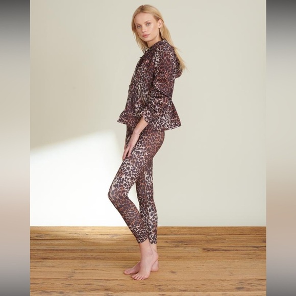 Veronica Beard Vilena Leopard Print Leggings – Size Small – NWT ($248 Retail) - Picture 2 of 8